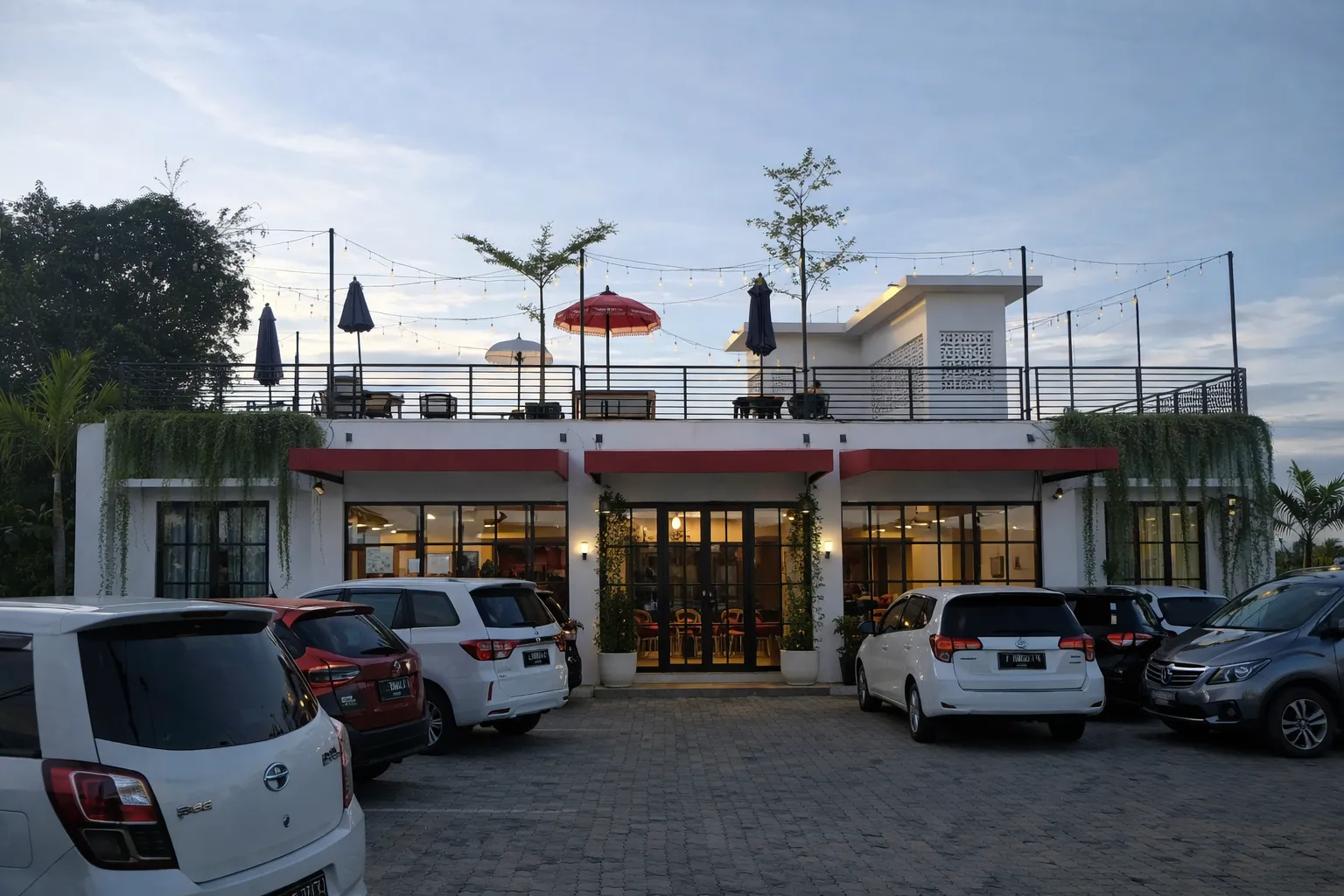 Omah Lumbung Gallery 01